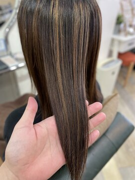 ビィーワンイースト(Be 1 EAST) 白髪ぼかしハイライト