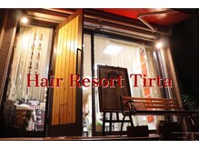 ヘアリゾート ティルタの雰囲気（夜の23:00まで営業！仕事帰りの方も気軽に来店できます。）