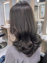 クラン 岡本(Chlan)&nbsp;アッシュグレージュ×暗髪透明感カラー