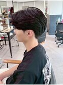 韓国マッシュ　センターパート　毛流れフェザーパーマ　メンズ