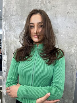 キング 心斎橋店(K!ng) ハイライトカラーミルクティーベージュレイヤーカット