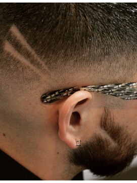 バーバースタイルズ 船橋店 デザインカット×ライン