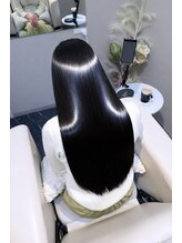 シア(Sia.) 理想の髪質を現実にする新時代の髪質改善【髪質改善・縮毛矯正】