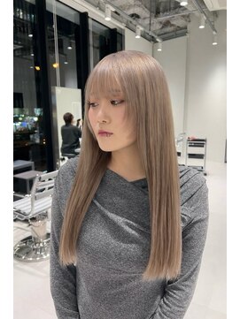 ハーツオオサカ(HE:ARTS OSAKA) 大人可愛い韓国ハイトーンロング