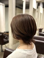 アンプリュス リアン(1+ Unplus lien)&nbsp;白髪ぼかしハイライト大人ショートウルフヘア/亀戸