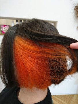 ヘアーリードトワモア(HAIR LEAD TOI MOI) ポイントカラー