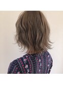 外国人風カラー＊クリームベージュ 担当 坂本