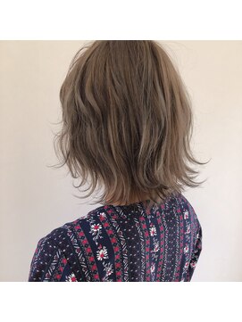 グレース(GRACE) 外国人風カラー*クリームベージュ 担当 坂本