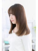 ツヤをまとった…愛され万能ストレートセミディb