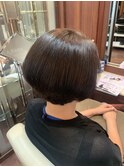 ショートボブ