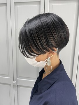 ジーナ 新宿(Zina) ハンサムショート＊センターパート＊ユニセックス