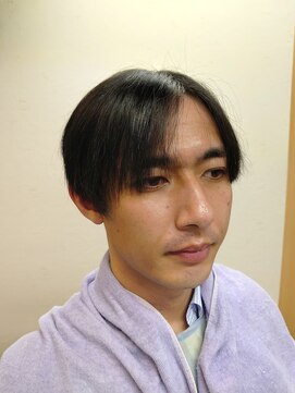 ヴェルデ シンバシ(VERDE SHINBASHI) ストレートセンターパート マッシュ　髪質改善　縮毛矯正刈上げ