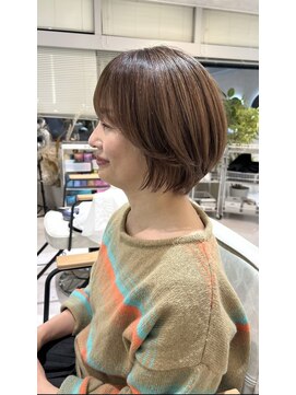 エヌ 大阪梅田店(enu) 丸みショート