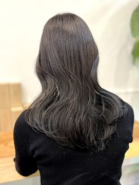 ビューエヒメ(VIEW EHIME) 顔まわりカット/レイヤーカット/韓国/ロングヘア/グレージュ