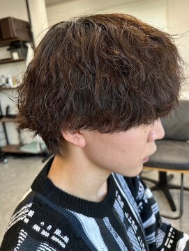 フゥ 宇都宮(FeU) 波巻きパーマメンズパーマメンズヘアツーブロックツイストパーマ