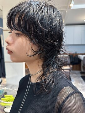 ロッソサンテ(rosso sante) 黒髪ウルフパーマ