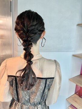 シャルムバイケンジ(Charm.by KENJE) 【ローポニーテール】結婚式/二次会/銀座/有楽町/アレンジ