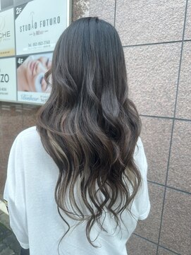 フツーロ 栄(FUTURO) プルエクステ