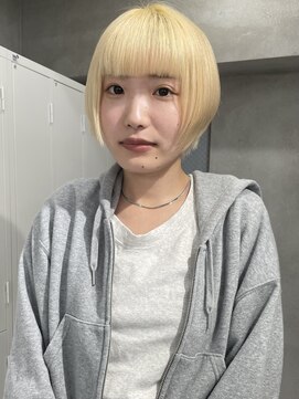 スウィープ(sweep) 抜きっぱなしブロンド/ケアブリーチ/ショートボブ