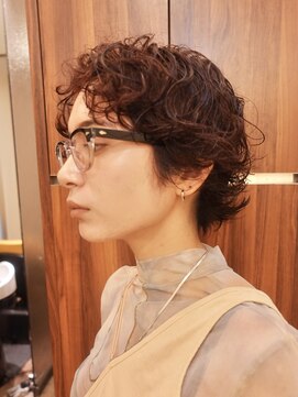 ビュートリアム265(BEAUTRIUM 265) #カーリーショート・くせ毛ショート・ニュアンスパーマ・暖色