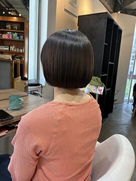 エン(En,) まとまりやすく扱いやすいコンパクトボブ◎