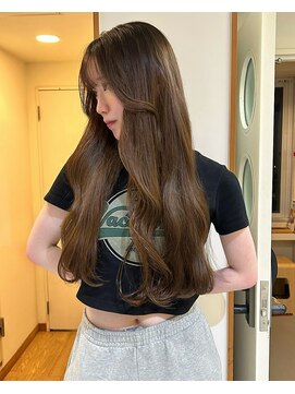 ベージュカラー／マツイアカリ