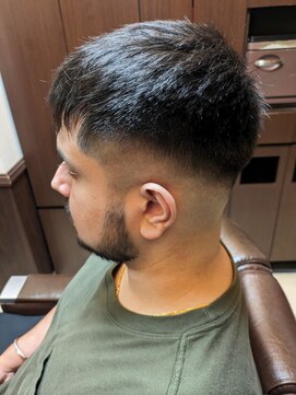 ヘアサロン大野 ニューオータニ ザ メイン店 髭＋フェードスタイル