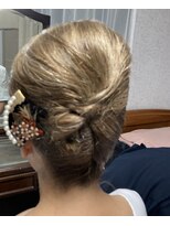 美容室あーるびーる 花水木 卒入学ヘアアレンジ