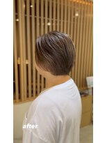 イゾラ(isola)&nbsp;白髪を活かす｜ハイトーンオリーブベージュショート｜西千葉