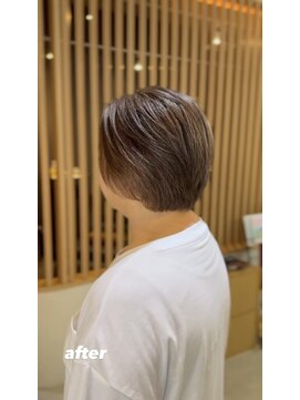 イゾラ(isola) 白髪を活かす|ハイトーンオリーブベージュショート|西千葉