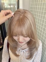 アンベリール(Embellir) white beige ♪