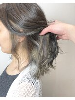 インナーカラーシルバーベージュ【キャラ池袋/池袋東口/池袋】