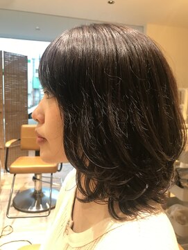 ラウンジアンドヘアー リリク(Lounge & Hair LiLiku) 外ハネレイヤー