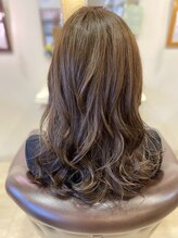 アンプヘアー 六地蔵店(unpeu hair) くすみカーキ