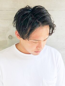 ヘアークリエイ トポライトウィロー 烏丸(Hair Create Polite willow) 爽やか黒髪くせ毛風パーマショート