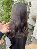 ジジ チーク 栃木(Gigi cheek)&nbsp;・パープル味のある柔らかグレージュ