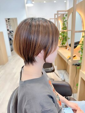 ヘアアンドフェイス サクラインターナショナル(hair&face sakura international) 丸みショートヘア