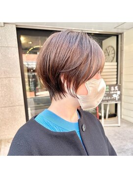 シシ 大宮(She 2.) 乾かして丸くなるショート/丸みショート/前髪/ベージュカラー