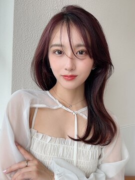 アフロート ディル(AFLOAT D'L) 2wayバングでイメチェン！顔まわりレイヤーくびれヘアが人気◎