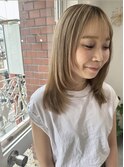 20代30代シアーベージュミディアムレイヤー