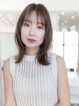 メゾンバイハバナ(maison by HAVANA) 20代30代大人かわいいこなれミディくびれレイヤーベージュカラー