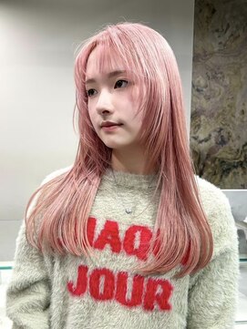 ソル バロール 表参道(SOL .valor) ハイトーンカラー顔周りレイヤーブロンドペールピンクシルバー