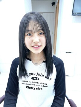 メタ(META) 芦田愛菜さんの髪全体に縮毛矯正を掛けてみました♪