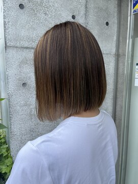 ニコ(NICO by KENJE) 前下がりボブ/ハイライト