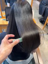 オリオリ ネイ(oli-oli ne'i)&nbsp;髪質改善ストレート/アッシュブラック/20代30代