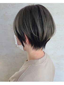 コスメポット(Cosmepot) ブリーチハイライトカラーミルクティーベージュレイヤーカット