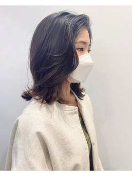 モリオフロムロンドン 松戸店(Morio from London) 【松戸　石山】外ハネミディアム　顔周りレイヤー