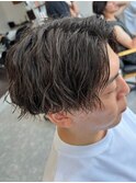 センターパートツイストスパイラルパーマメンズマッシュパーマ