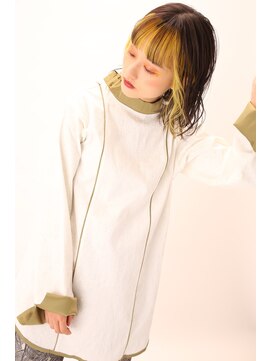 アヌエヌエ(a nue-nue) フェイスフレーミングカラー