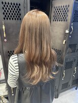 アチーブリス(achieve Liss)&nbsp;ミルクティーベージュゆるふわウェーブロング艶感大人可愛い